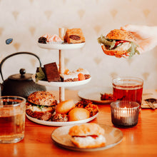 Afbeelding in Gallery-weergave laden, High Tea Vegan/Glutenvrij/Lactosevrij Bij Meneer Nilsson Zierikzee
